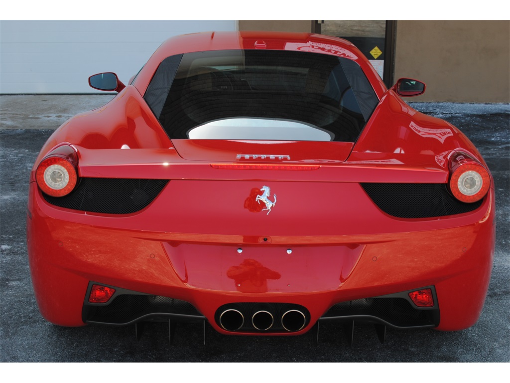 2011 Ferrari 458   - Photo 9 - West Chester, PA 19382