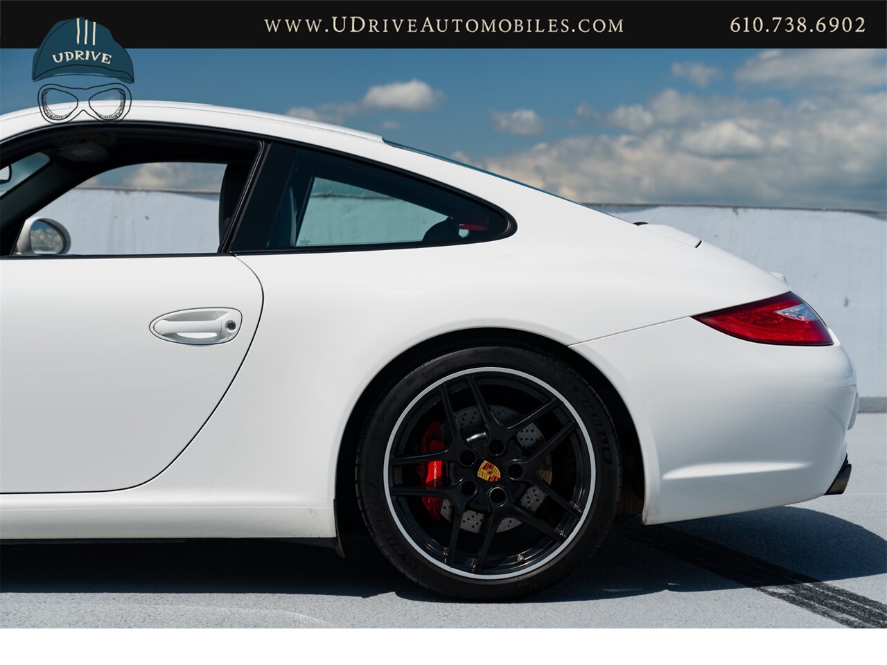 2009 Porsche 911 Carrera S  Red Belts Rare Carrara White - Photo 24 - West Chester, PA 19382