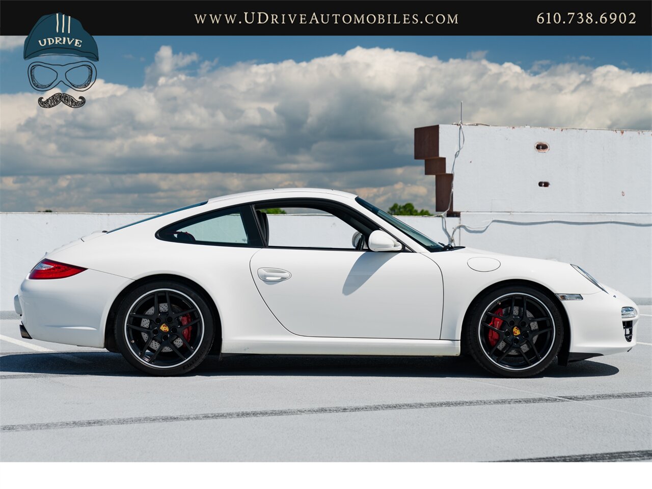 2009 Porsche 911 Carrera S  Red Belts Rare Carrara White - Photo 17 - West Chester, PA 19382