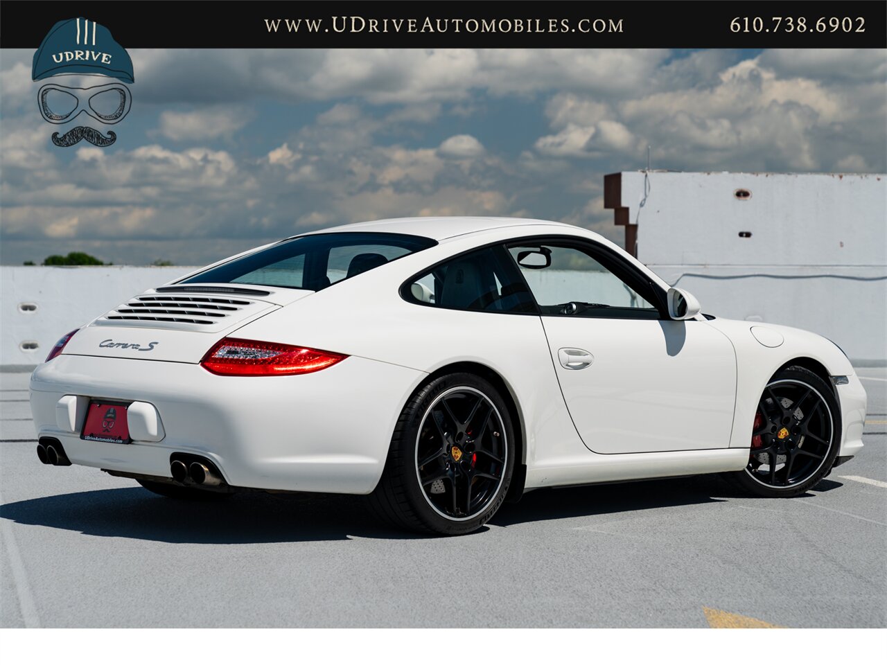 2009 Porsche 911 Carrera S  Red Belts Rare Carrara White - Photo 3 - West Chester, PA 19382