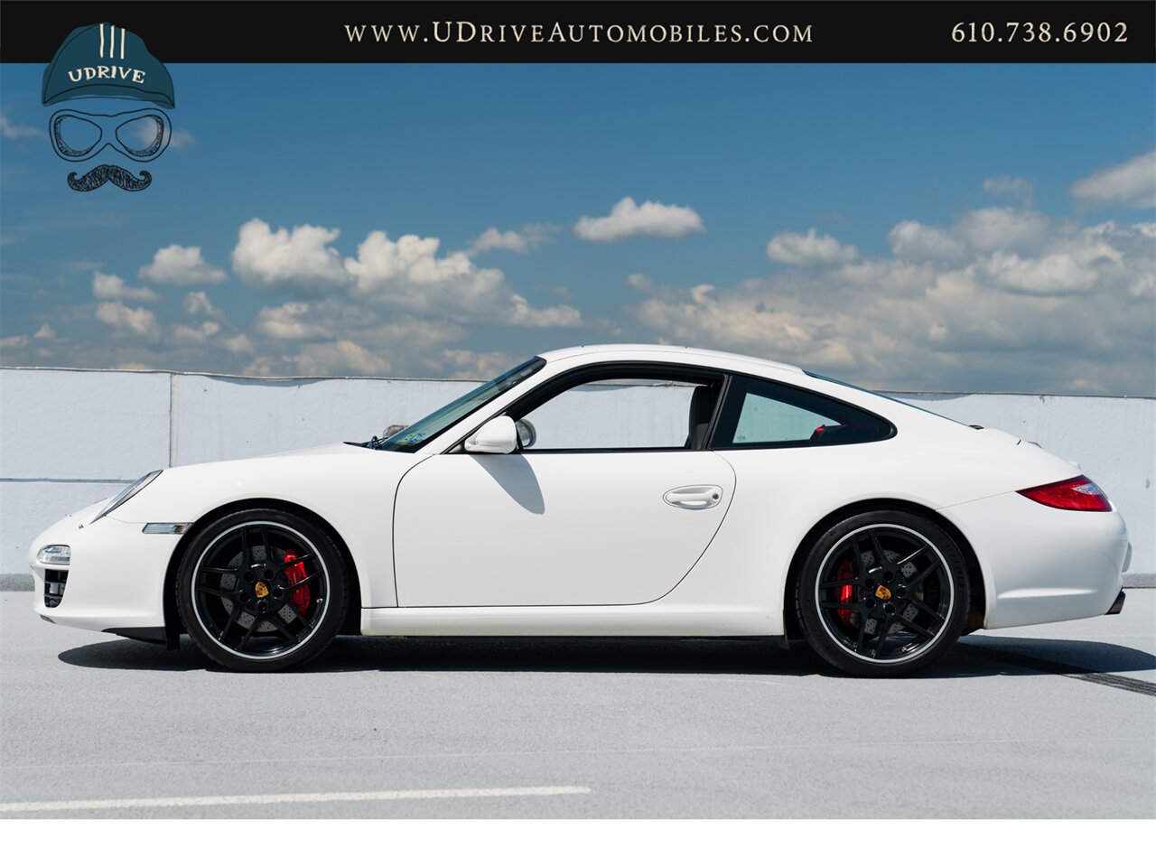 2009 Porsche 911 Carrera S  Red Belts Rare Carrara White - Photo 9 - West Chester, PA 19382