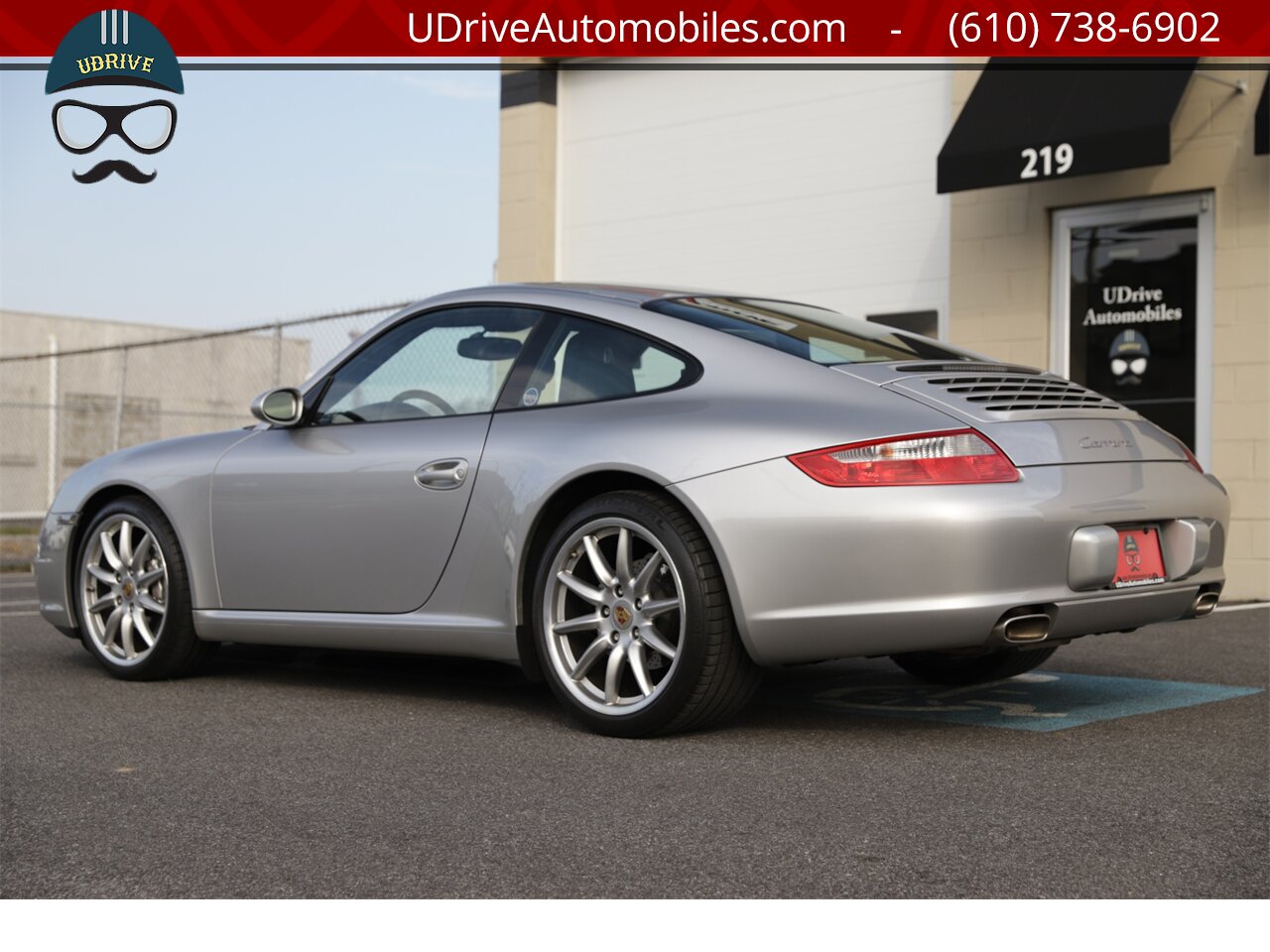 2006 Porsche 911 997 Carrera Coupe 6 Speed 19in Whls Immaculate   - Photo 22 - West Chester, PA 19382