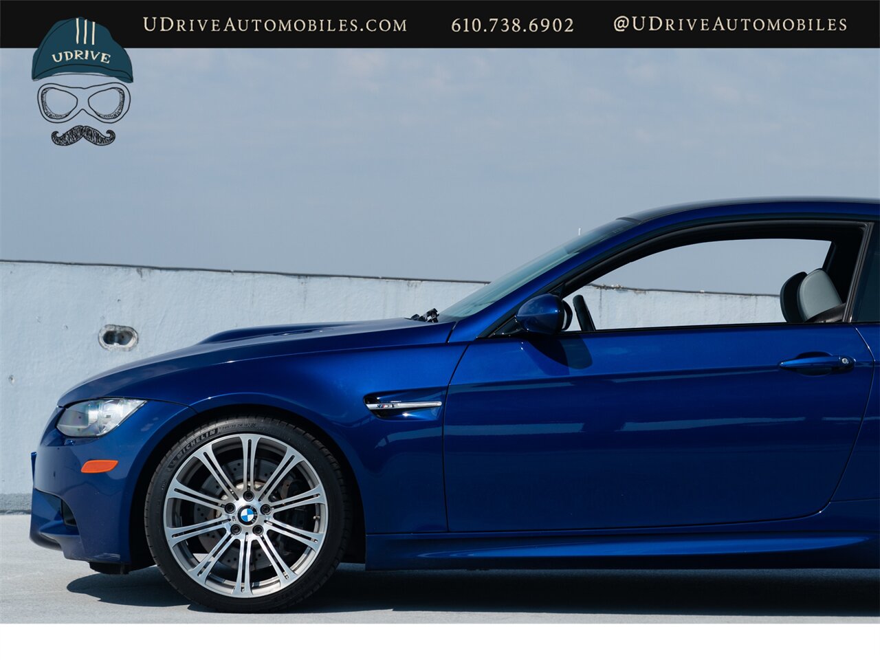 2008 BMW M3  6 Speed Manual Interlagos Blue Carbon Roof 19's - Photo 9 - West Chester, PA 19382