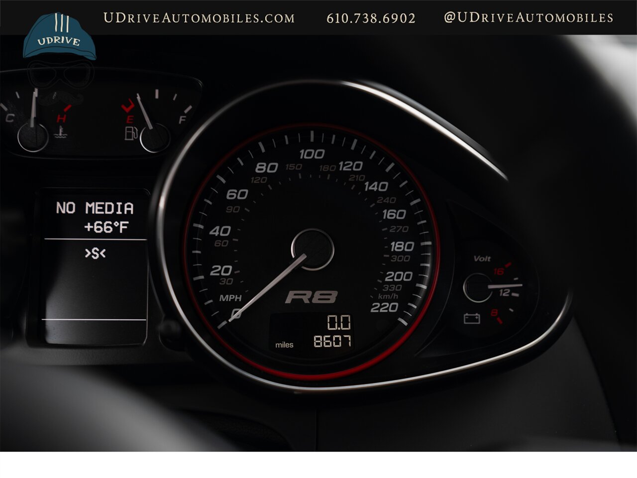 2012 Audi R8 5.2 quattro  V10 6 Speed Manual 8k Miles - Photo 36 - West Chester, PA 19382