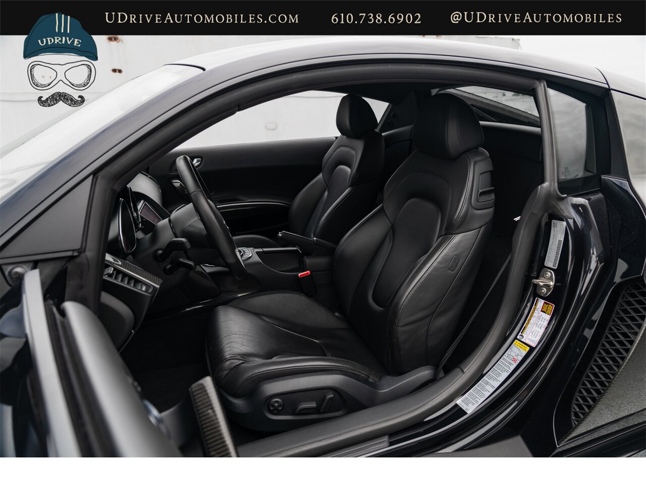 2012 Audi R8 5.2 quattro  V10 6 Speed Manual 8k Miles - Photo 6 - West Chester, PA 19382