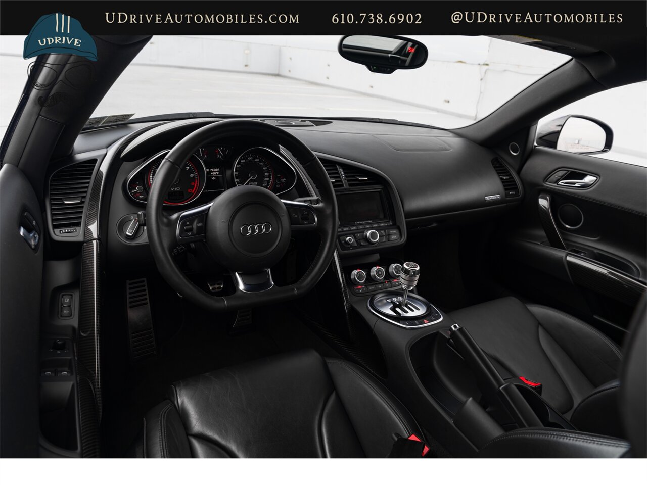 2012 Audi R8 5.2 quattro  V10 6 Speed Manual 8k Miles - Photo 32 - West Chester, PA 19382