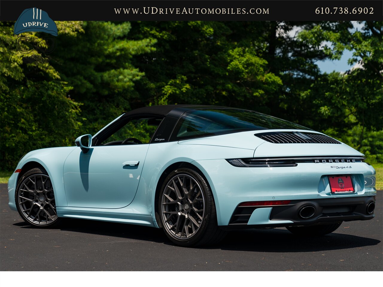 2022 Porsche 911 Targa 4S  PTS Paint to Sample Meissen Blue 7 Speed Manual PCCB Prem - Photo 26 - West Chester, PA 19382