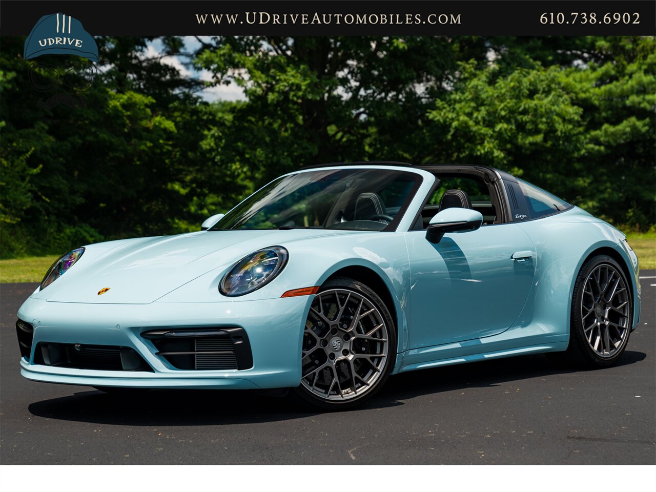 2022 Porsche 911 Targa 4S  PTS Paint to Sample Meissen Blue 7 Speed Manual PCCB Prem - Photo 24 - West Chester, PA 19382