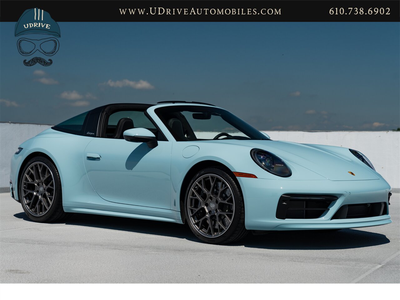 2022 Porsche 911 Targa 4S  PTS Paint to Sample Meissen Blue 7 Speed Manual PCCB Prem - Photo 16 - West Chester, PA 19382