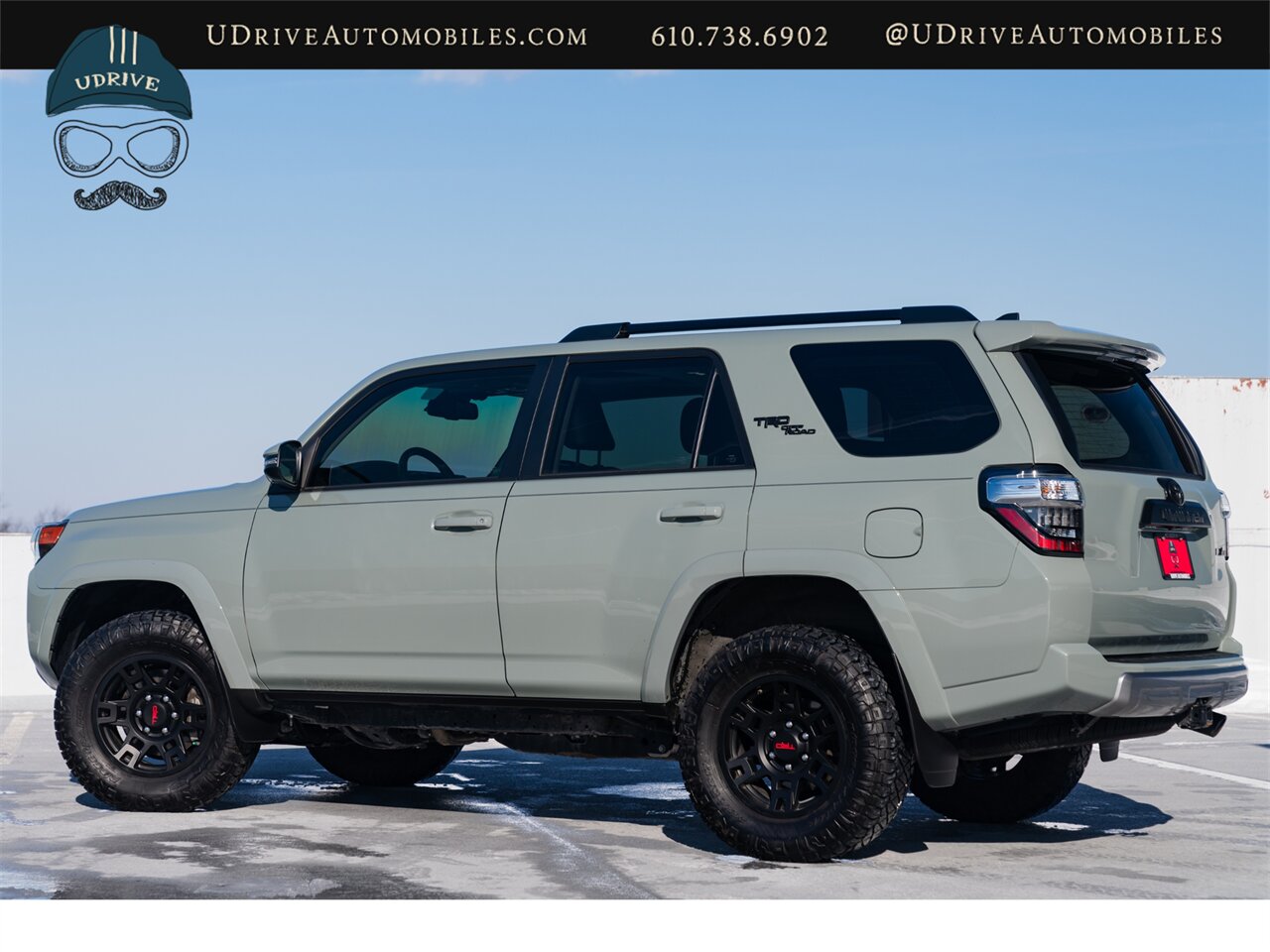 2023 Toyota 4Runner TRD Off-Road Premium  Lunar Rock Factory Warranty 1 Owner - Photo 4 - West Chester, PA 19382