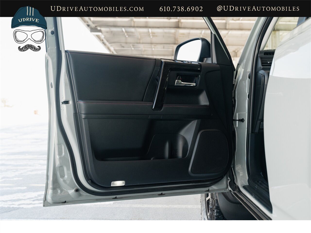 2023 Toyota 4Runner TRD Off-Road Premium  Lunar Rock Factory Warranty 1 Owner - Photo 24 - West Chester, PA 19382