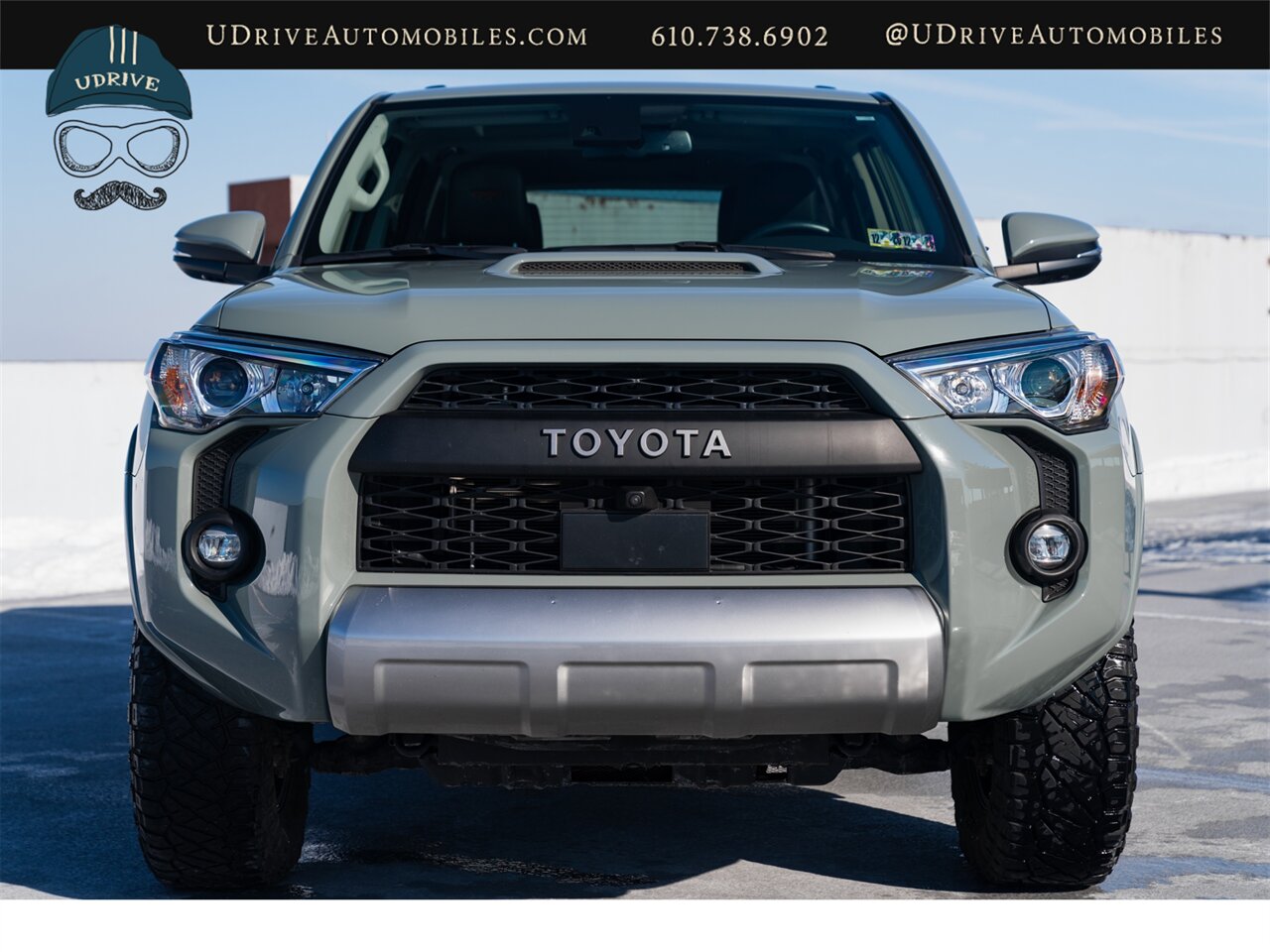 2023 Toyota 4Runner TRD Off-Road Premium  Lunar Rock Factory Warranty 1 Owner - Photo 13 - West Chester, PA 19382