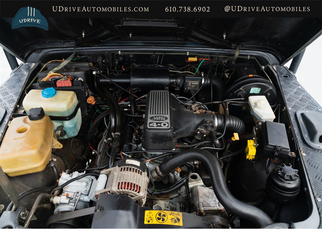 1986 Land Rover Defender Defender 110  Automatic Transmission 4.0L V8 Convertible Rear Jump Seats - Photo 61 - West Chester, PA 19382