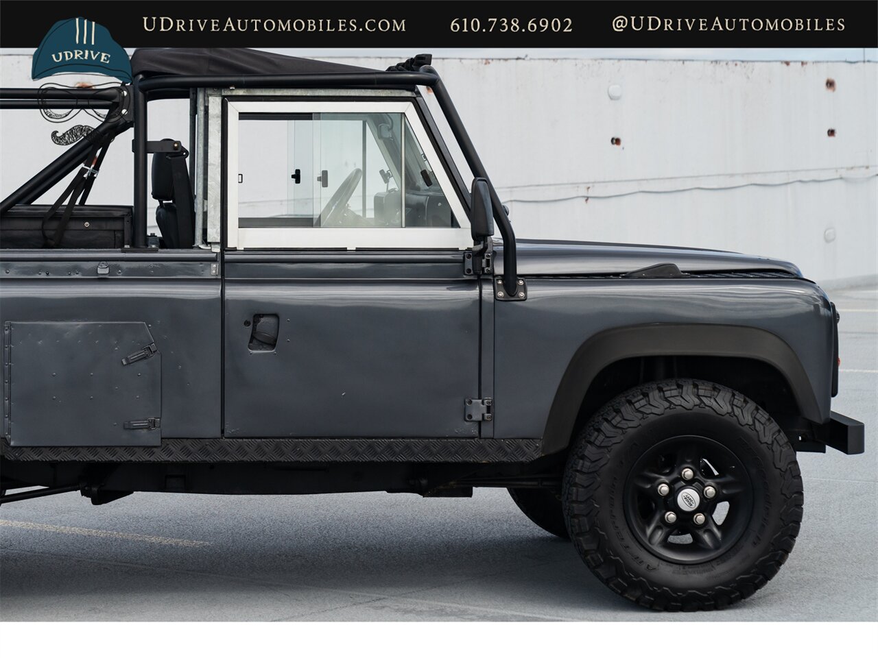 1986 Land Rover Defender Defender 110  Automatic Transmission 4.0L V8 Convertible Rear Jump Seats - Photo 18 - West Chester, PA 19382