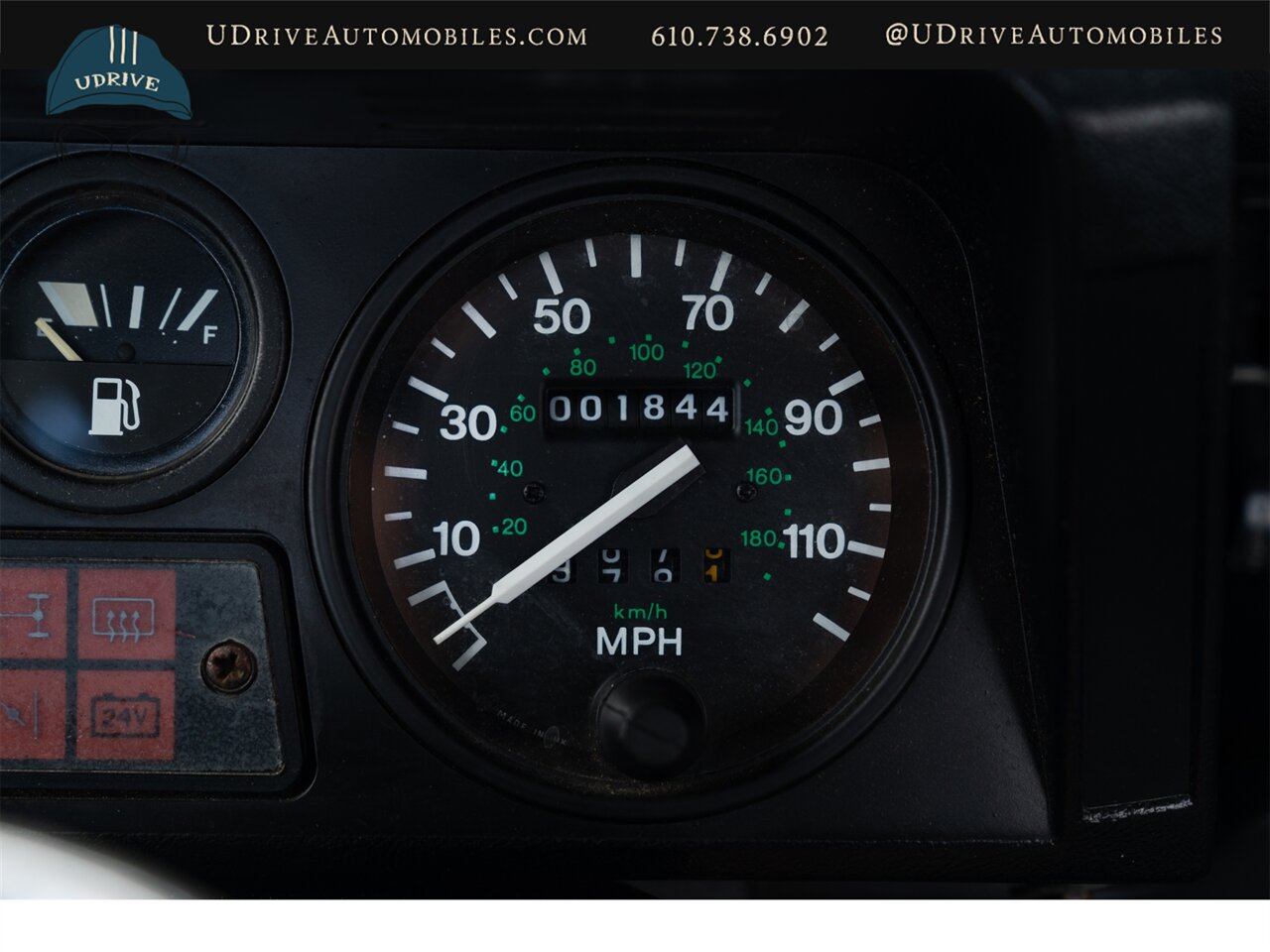 1986 Land Rover Defender Defender 110  Automatic Transmission 4.0L V8 Convertible Rear Jump Seats - Photo 48 - West Chester, PA 19382