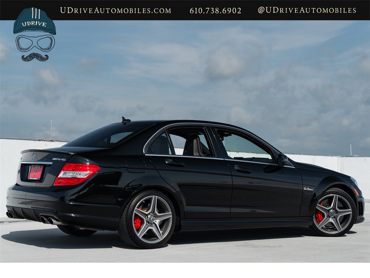 2011 Mercedes-Benz C 63 AMG P31 Development Pkg 481hp LSD Keyless Go Rear Cam AMG Lthr Pkg Multimedia Pkg 31k Miles - Photo 4 - West Chester, PA 19382