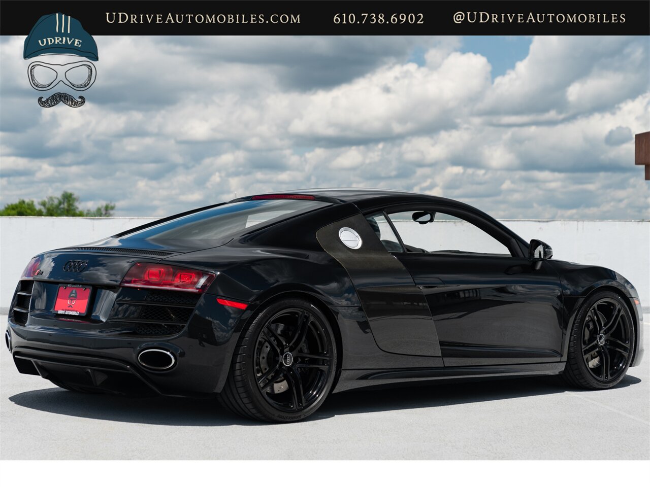 2010 Audi R8 5.2 Quattro  V10 6 Speed Manual - Photo 20 - West Chester, PA 19382