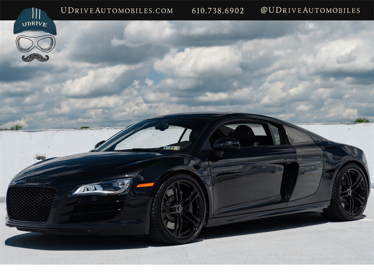 2010 Audi R8 5.2 Quattro  V10 6 Speed Manual - Photo 12 - West Chester, PA 19382