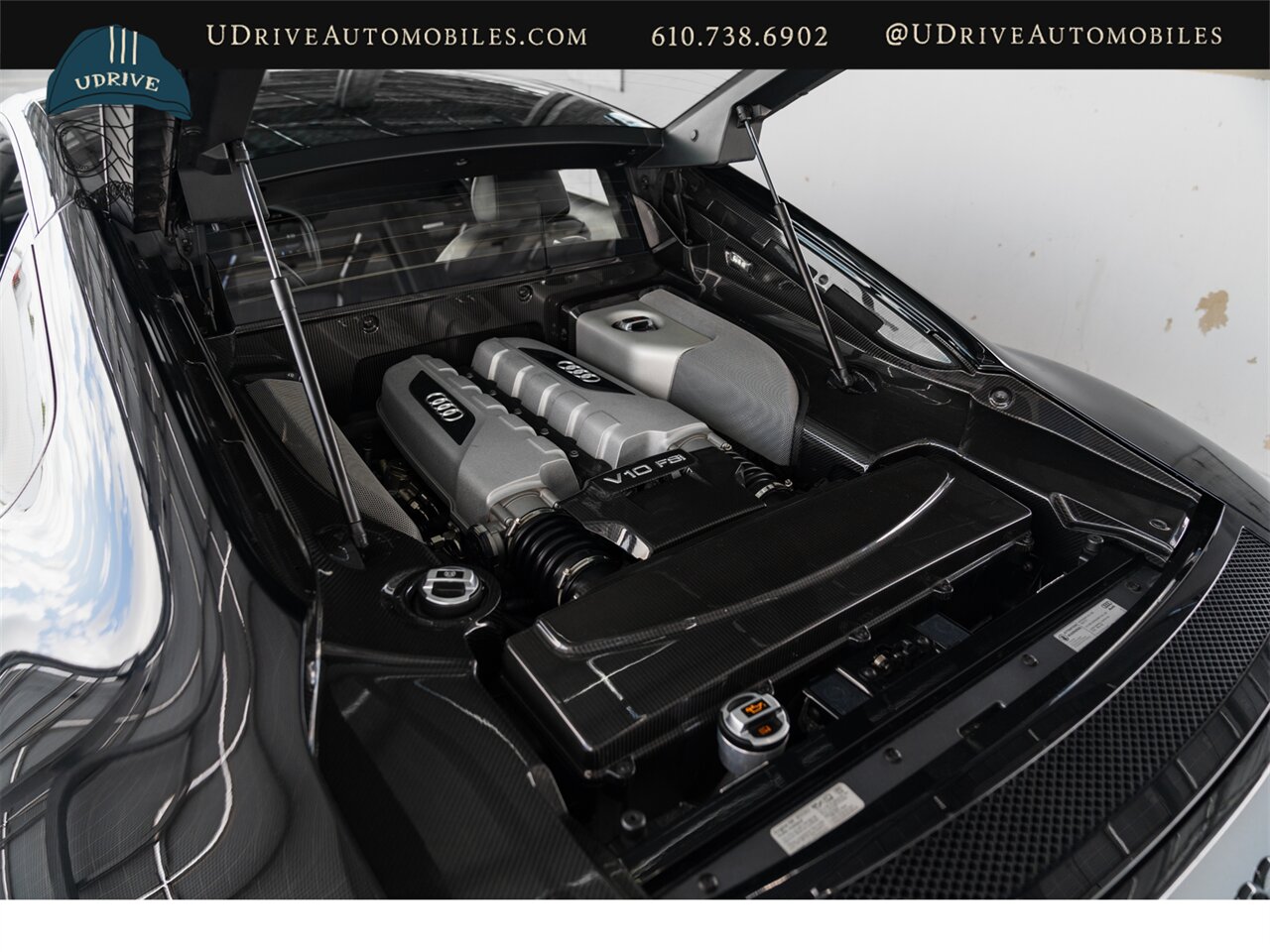 2010 Audi R8 5.2 Quattro  V10 6 Speed Manual - Photo 47 - West Chester, PA 19382