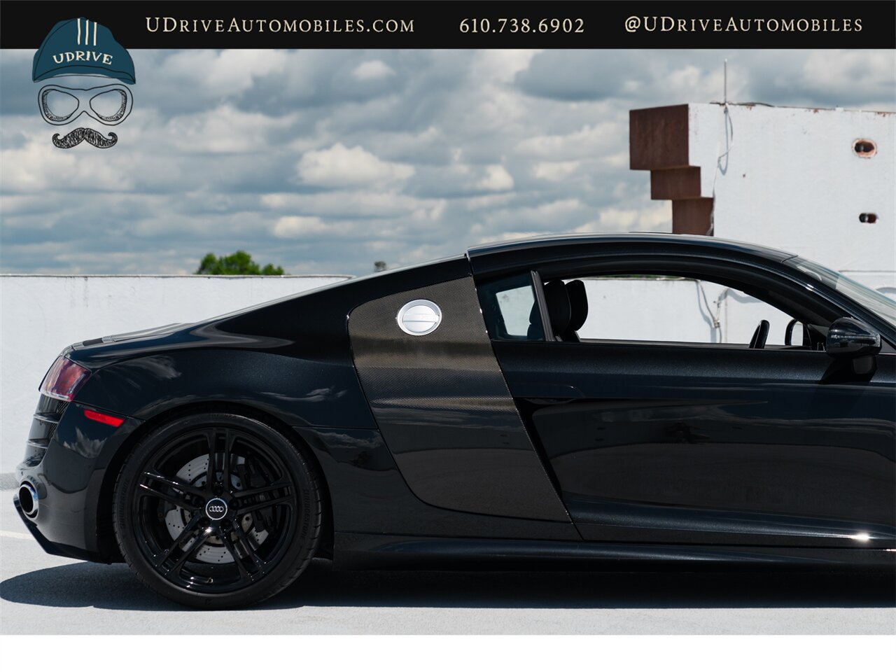 2010 Audi R8 5.2 Quattro  V10 6 Speed Manual - Photo 19 - West Chester, PA 19382