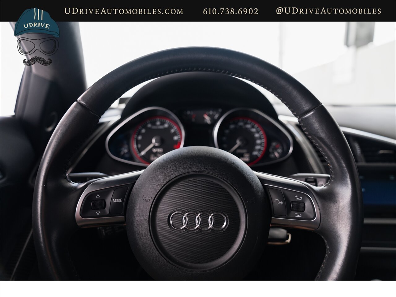 2010 Audi R8 5.2 Quattro  V10 6 Speed Manual - Photo 34 - West Chester, PA 19382