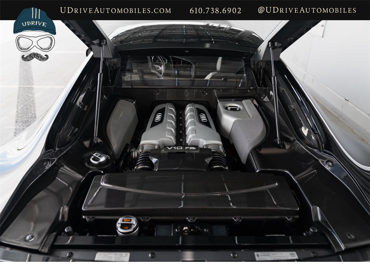 2010 Audi R8 5.2 Quattro  V10 6 Speed Manual - Photo 48 - West Chester, PA 19382