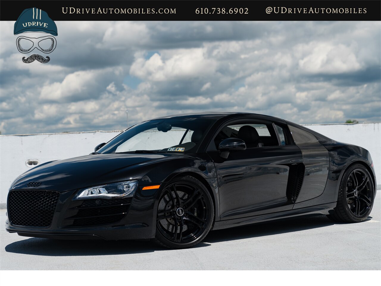 2010 Audi R8 5.2 Quattro  V10 6 Speed Manual - Photo 1 - West Chester, PA 19382