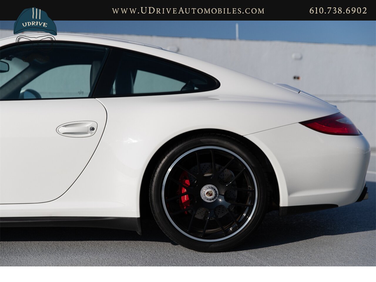 2011 Porsche 911 Carrera GTS 6 Speed 8k Miles Sports Suspension  Carrara White 997.2 - Photo 25 - West Chester, PA 19382