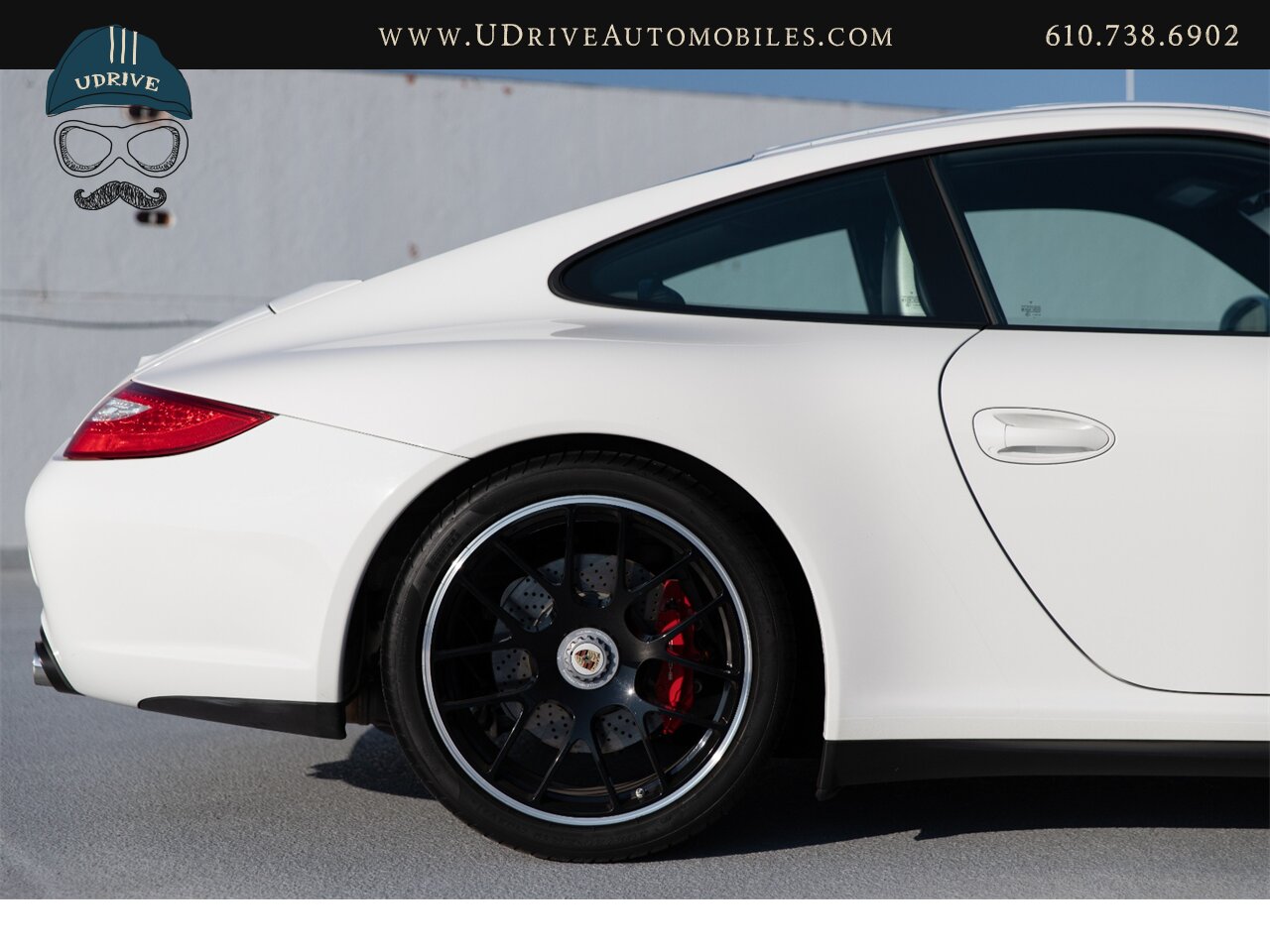 2011 Porsche 911 Carrera GTS 6 Speed 8k Miles Sports Suspension  Carrara White 997.2 - Photo 19 - West Chester, PA 19382