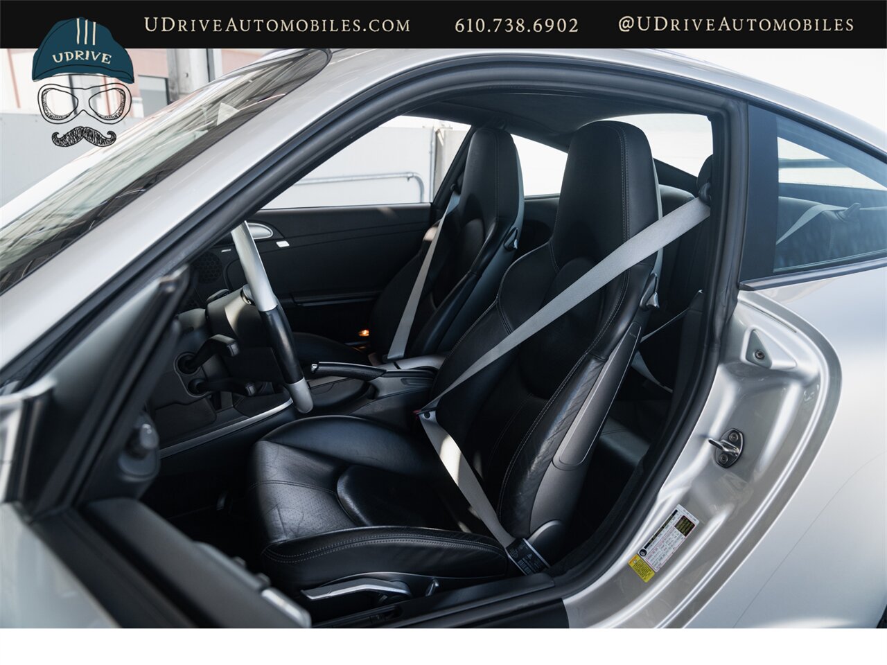 2006 Porsche 911 Carrera S  997S 6 Sp Factory Aerokit Chrono Sport Seats Wht Dials Alum Look Steer Whl Silver Belts - Photo 7 - West Chester, PA 19382