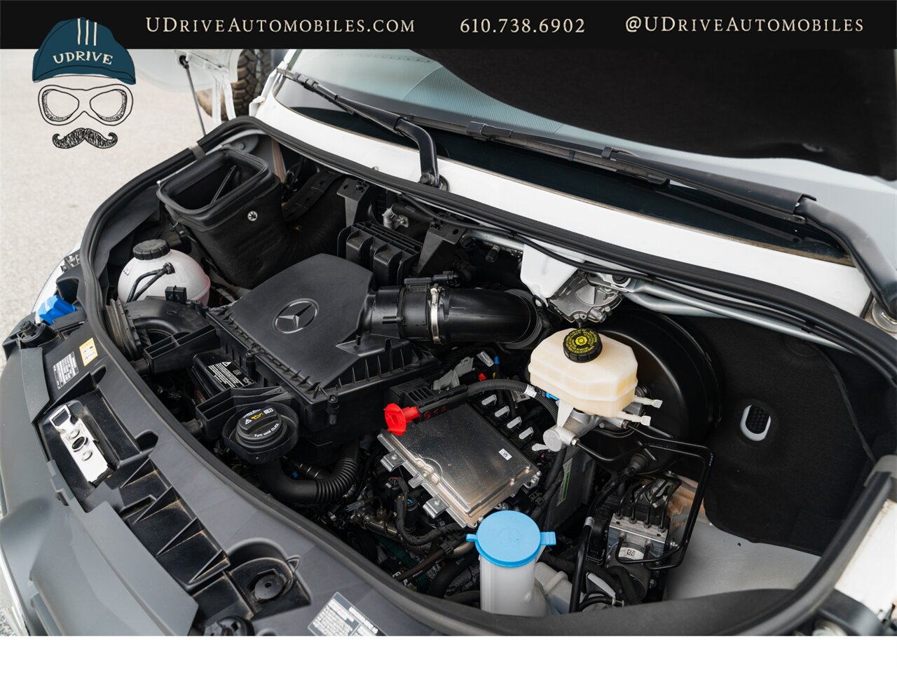 2023 Mercedes-Benz Sprinter 4500 Box Truck 260 Miles Diesel - Photo 53 - West Chester, PA 19382