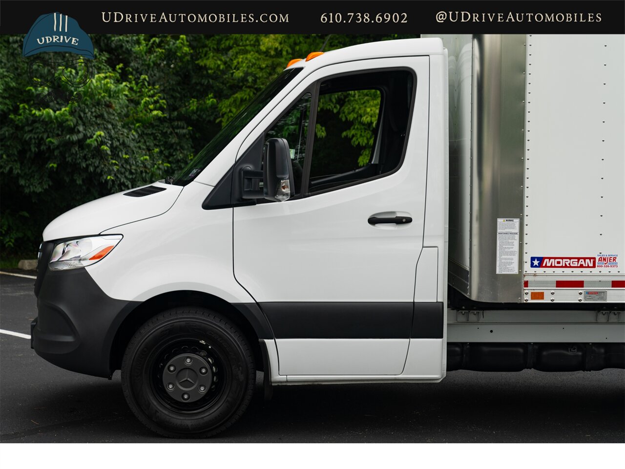 2023 Mercedes-Benz Sprinter 4500 Box Truck 260 Miles Diesel - Photo 9 - West Chester, PA 19382