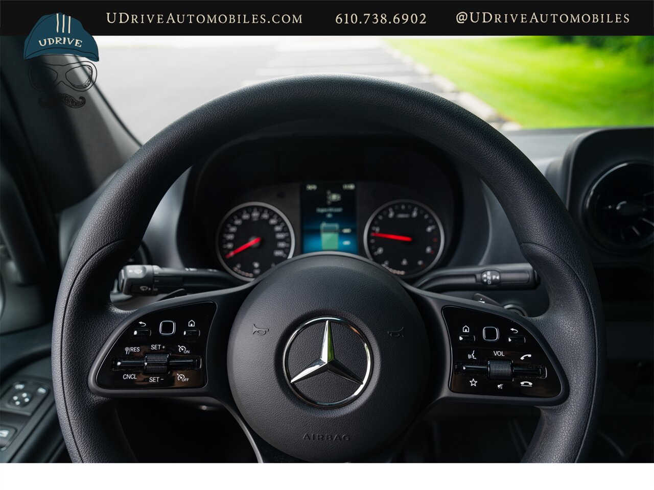 2023 Mercedes-Benz Sprinter 4500 Box Truck 260 Miles Diesel - Photo 41 - West Chester, PA 19382