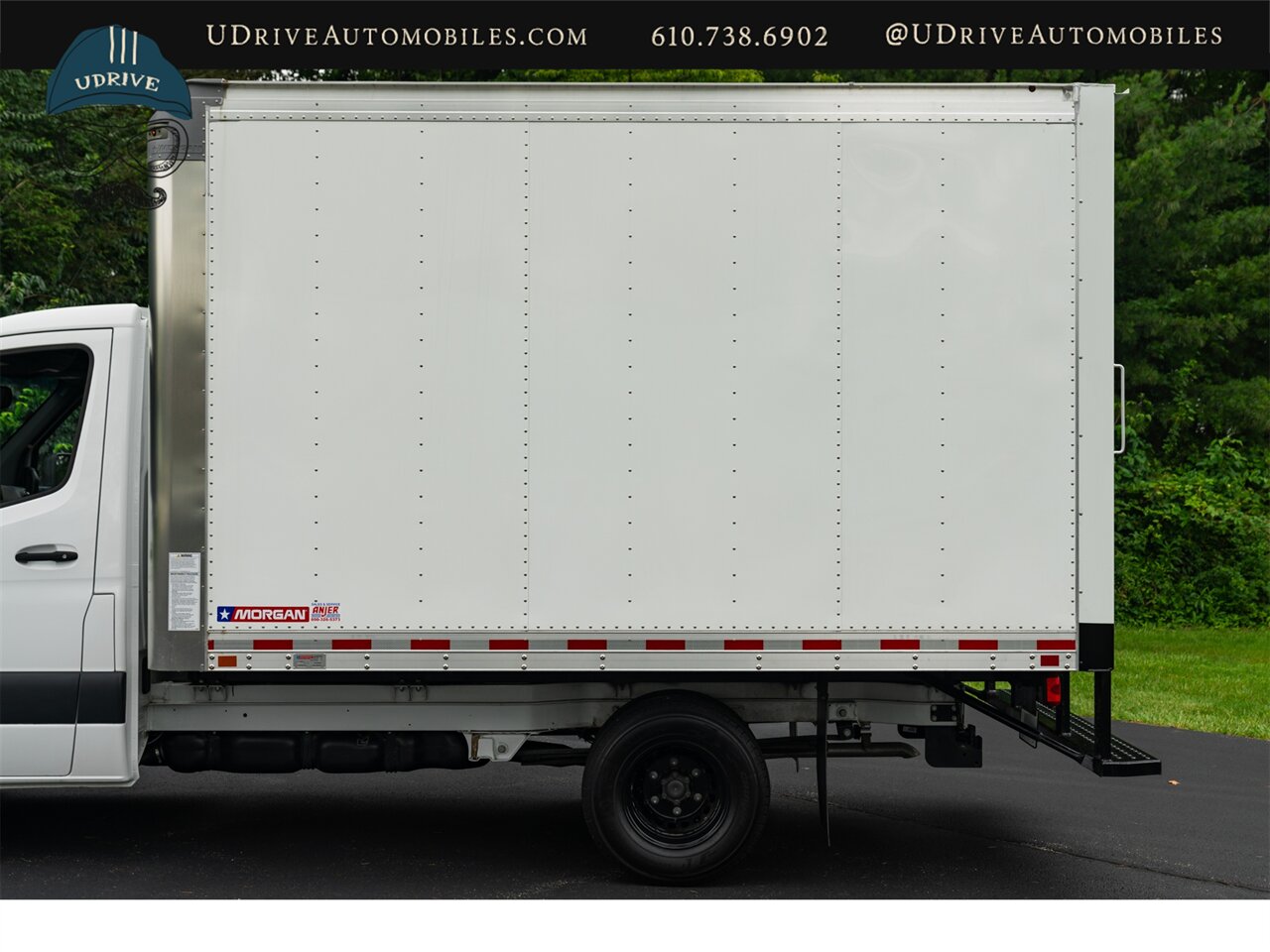 2023 Mercedes-Benz Sprinter 4500 Box Truck 260 Miles Diesel - Photo 33 - West Chester, PA 19382