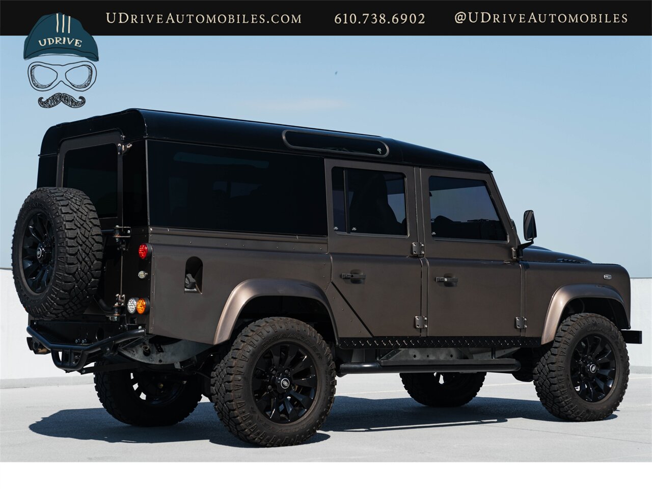 1984 Land Rover Defender 110 6.2L LS3 V8 Automatic Transmission Fully Restored - Photo 3 - West Chester, PA 19382