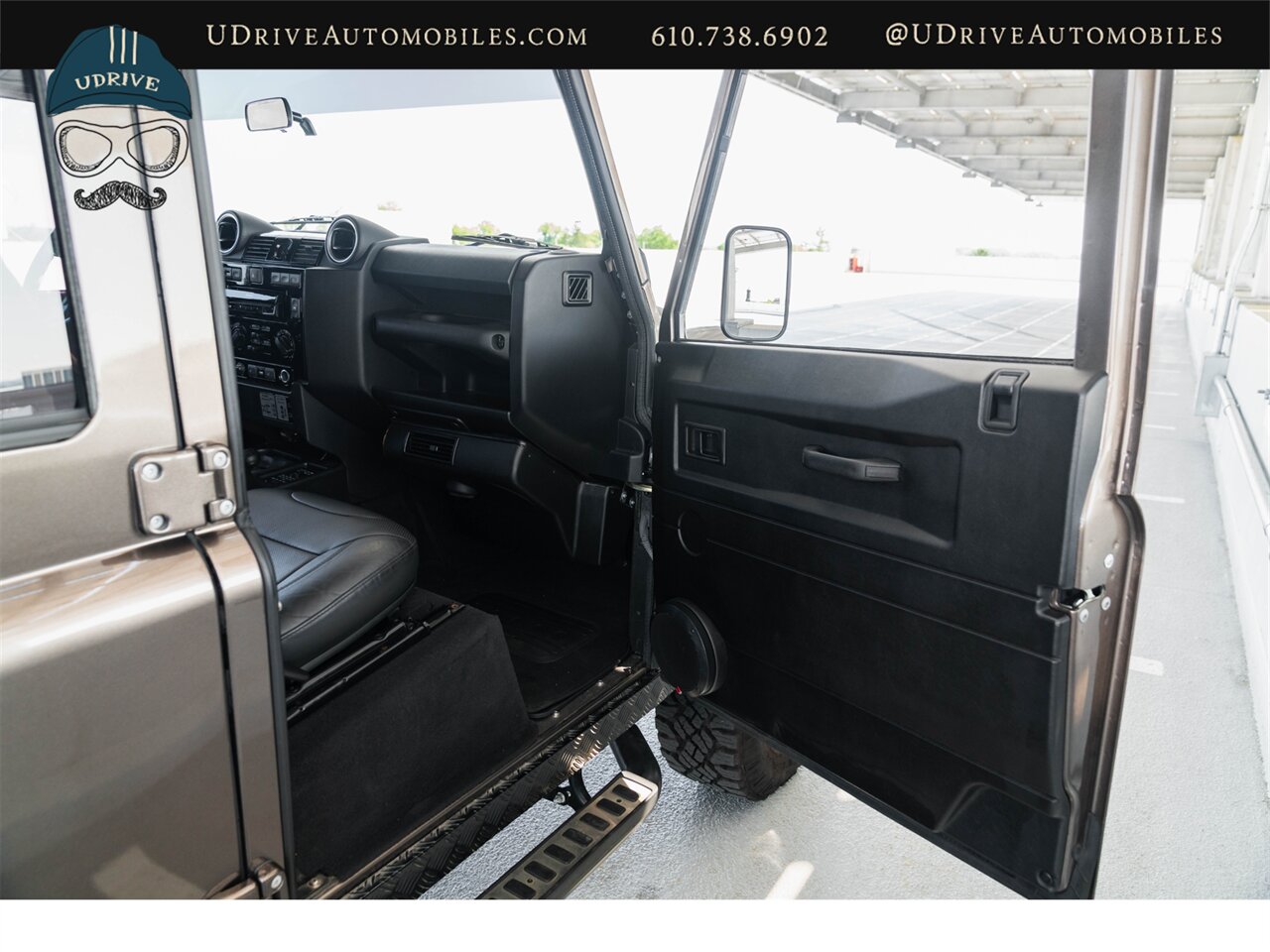 1984 Land Rover Defender 110 6.2L LS3 V8 Automatic Transmission Fully Restored - Photo 87 - West Chester, PA 19382