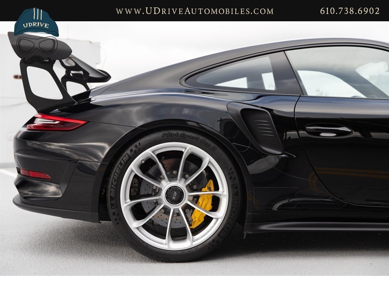 2019 Porsche 911 GT3 RS Weissach Pkg CPO Warranty  PCCB Front Axle Lift $232k MSRP PDLS Lthr Pkg PPF - Photo 18 - West Chester, PA 19382