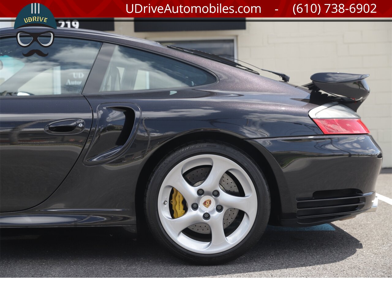 2005 Porsche 911 996 Turbo S Aerokit Sport Seats Painted Seat Backs  Sport Shifter Carbon Fiber Interior Pkg $152k MSRP - Photo 24 - West Chester, PA 19382