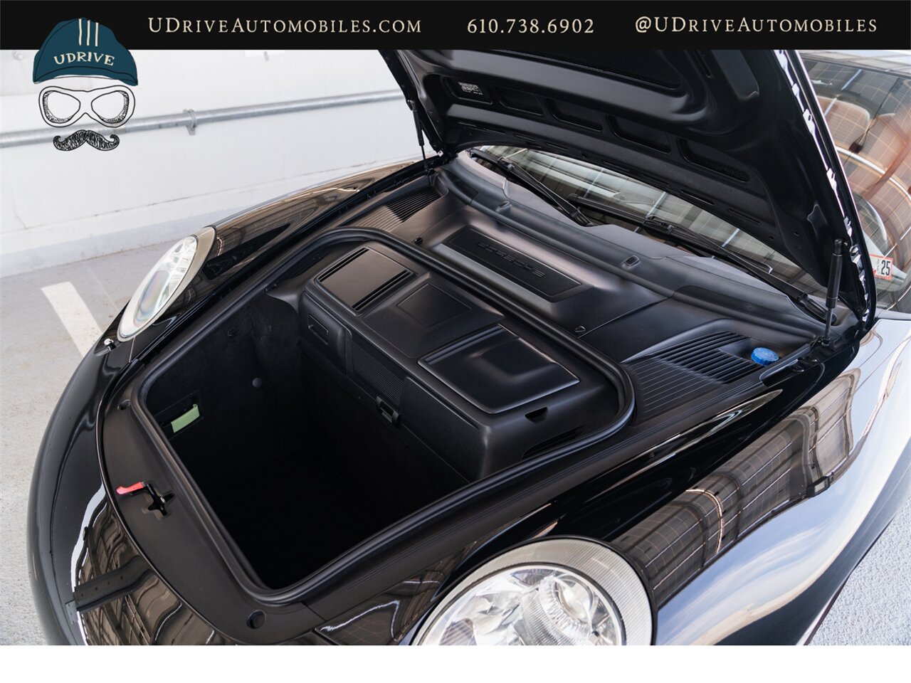 2009 Porsche 911 Carrera 4S  997.2 6 Speed Manual Two Tone Black Terracotta Interior - Photo 31 - West Chester, PA 19382