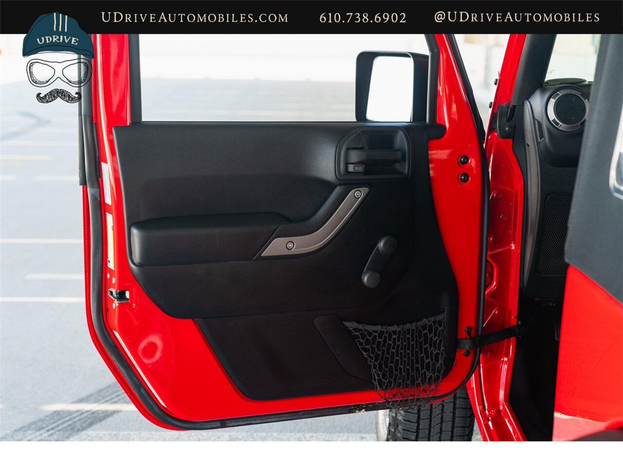 2015 Jeep Wrangler Sport  6 Speed Manual Incredible Condition - Photo 32 - West Chester, PA 19382