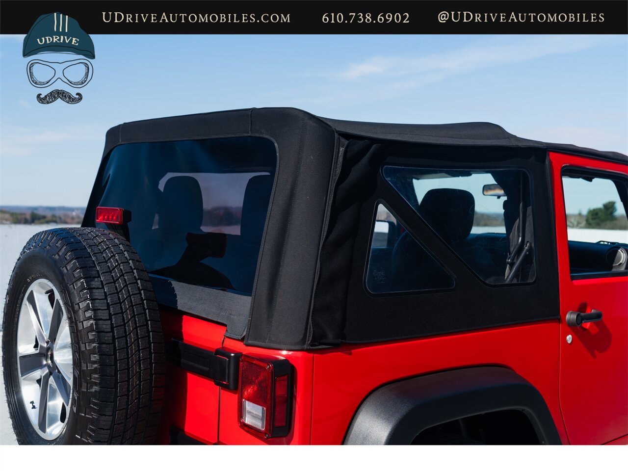 2015 Jeep Wrangler Sport  6 Speed Manual Incredible Condition - Photo 25 - West Chester, PA 19382