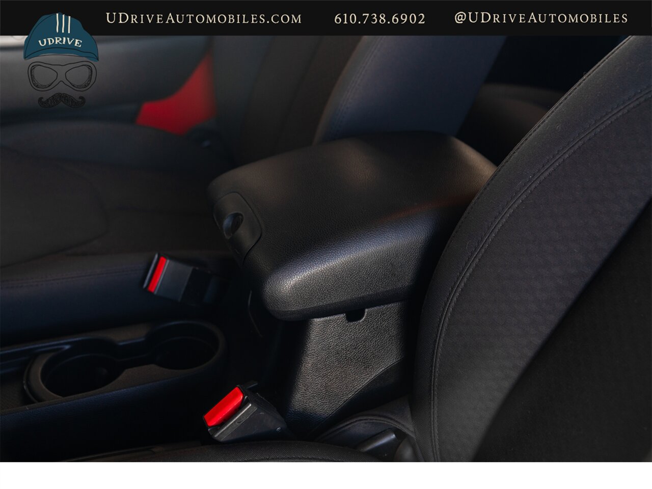 2015 Jeep Wrangler Sport  6 Speed Manual Incredible Condition - Photo 47 - West Chester, PA 19382