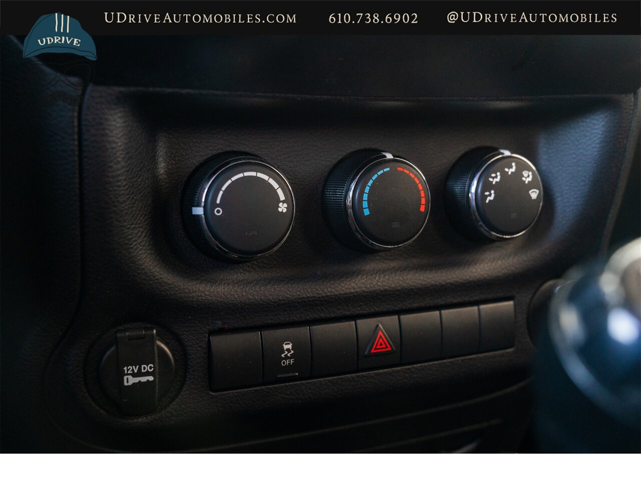 2015 Jeep Wrangler Sport  6 Speed Manual Incredible Condition - Photo 43 - West Chester, PA 19382