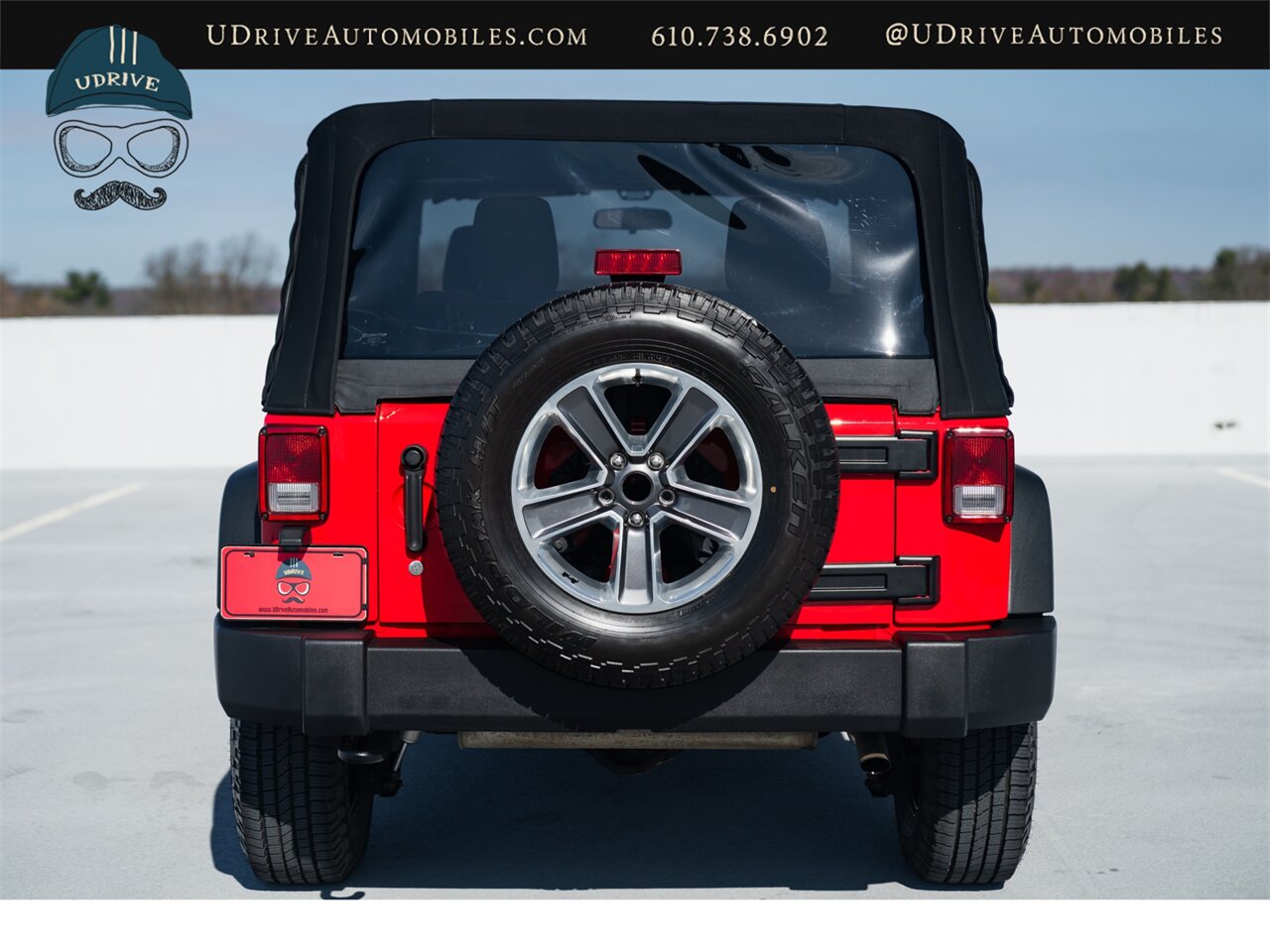 2015 Jeep Wrangler Sport  6 Speed Manual Incredible Condition - Photo 26 - West Chester, PA 19382