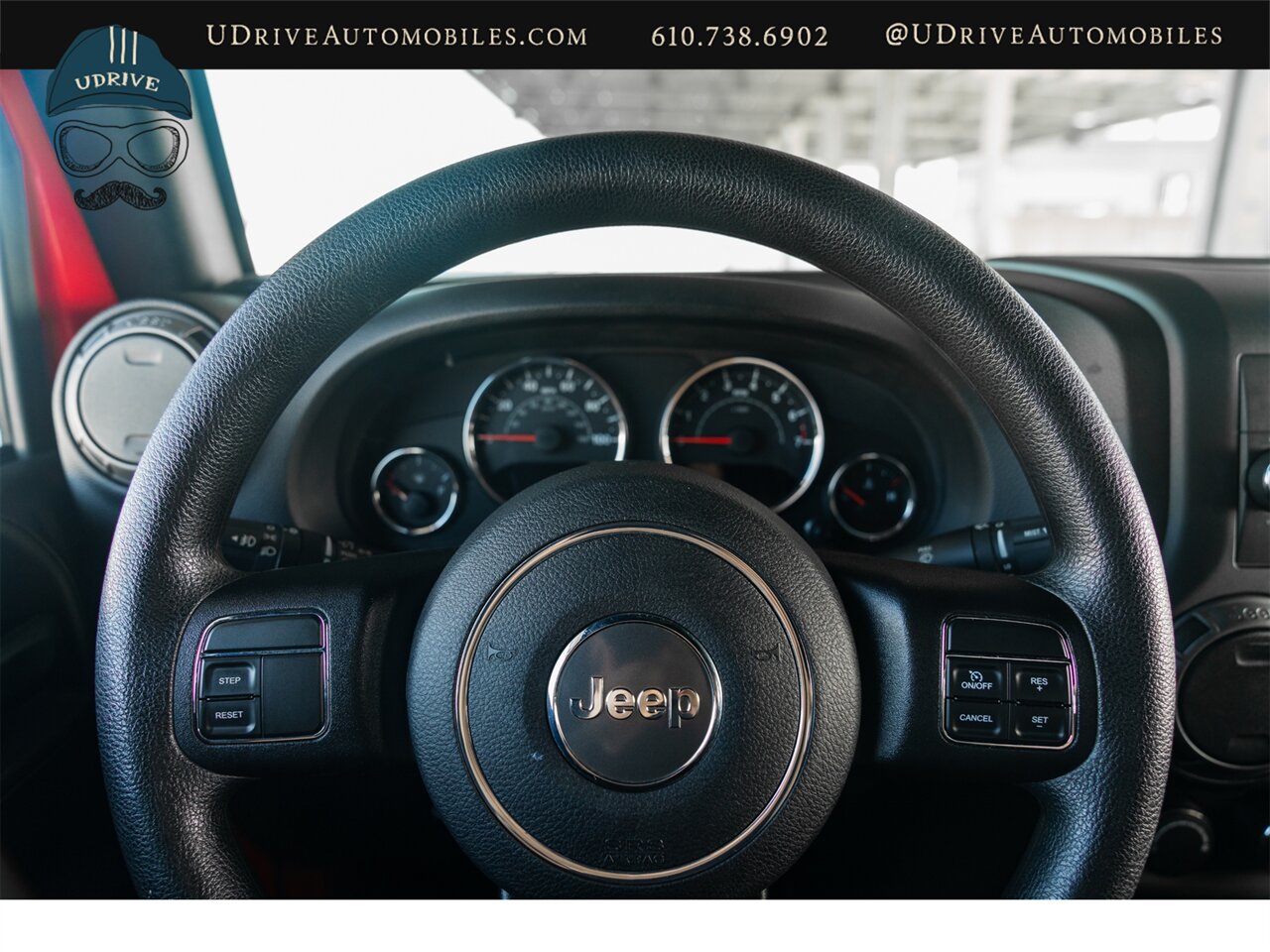 2015 Jeep Wrangler Sport  6 Speed Manual Incredible Condition - Photo 39 - West Chester, PA 19382