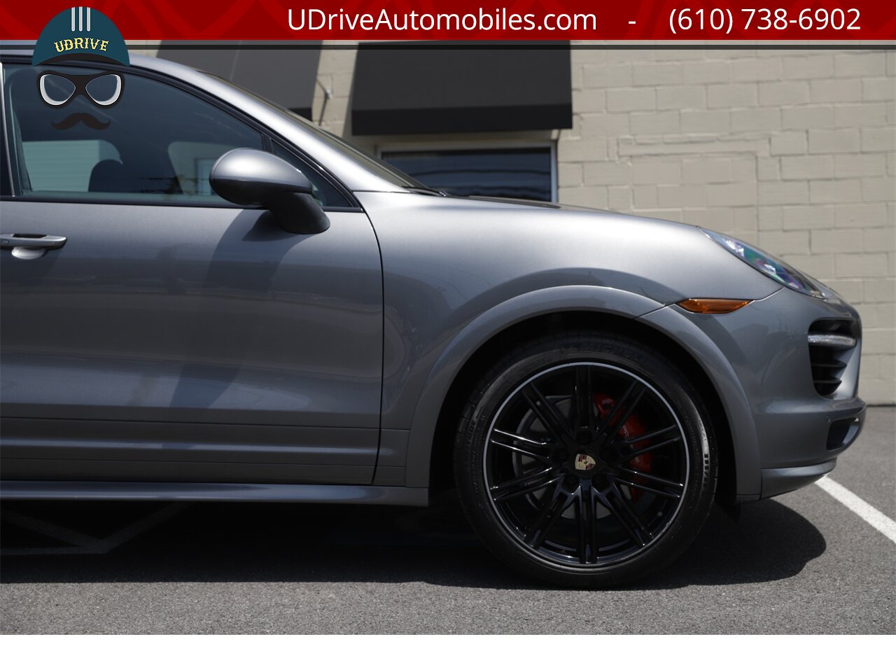 2013 Porsche Cayenne GTS Rare Color Meteor Grey 21in Wheels Alcantara  PTC LCA Bose - Photo 14 - West Chester, PA 19382