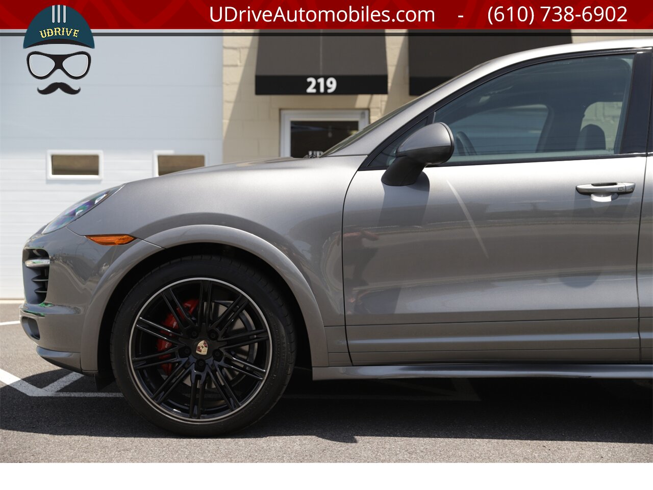 2013 Porsche Cayenne GTS Rare Color Meteor Grey 21in Wheels Alcantara  PTC LCA Bose - Photo 7 - West Chester, PA 19382