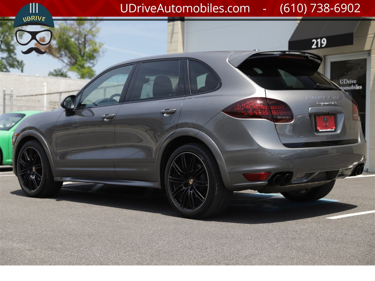 2013 Porsche Cayenne GTS Rare Color Meteor Grey 21in Wheels Alcantara  PTC LCA Bose - Photo 21 - West Chester, PA 19382