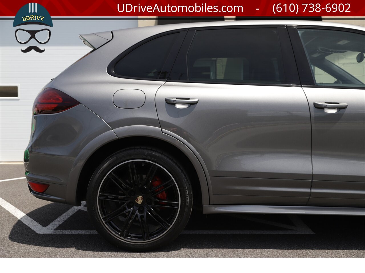 2013 Porsche Cayenne GTS Rare Color Meteor Grey 21in Wheels Alcantara  PTC LCA Bose - Photo 16 - West Chester, PA 19382