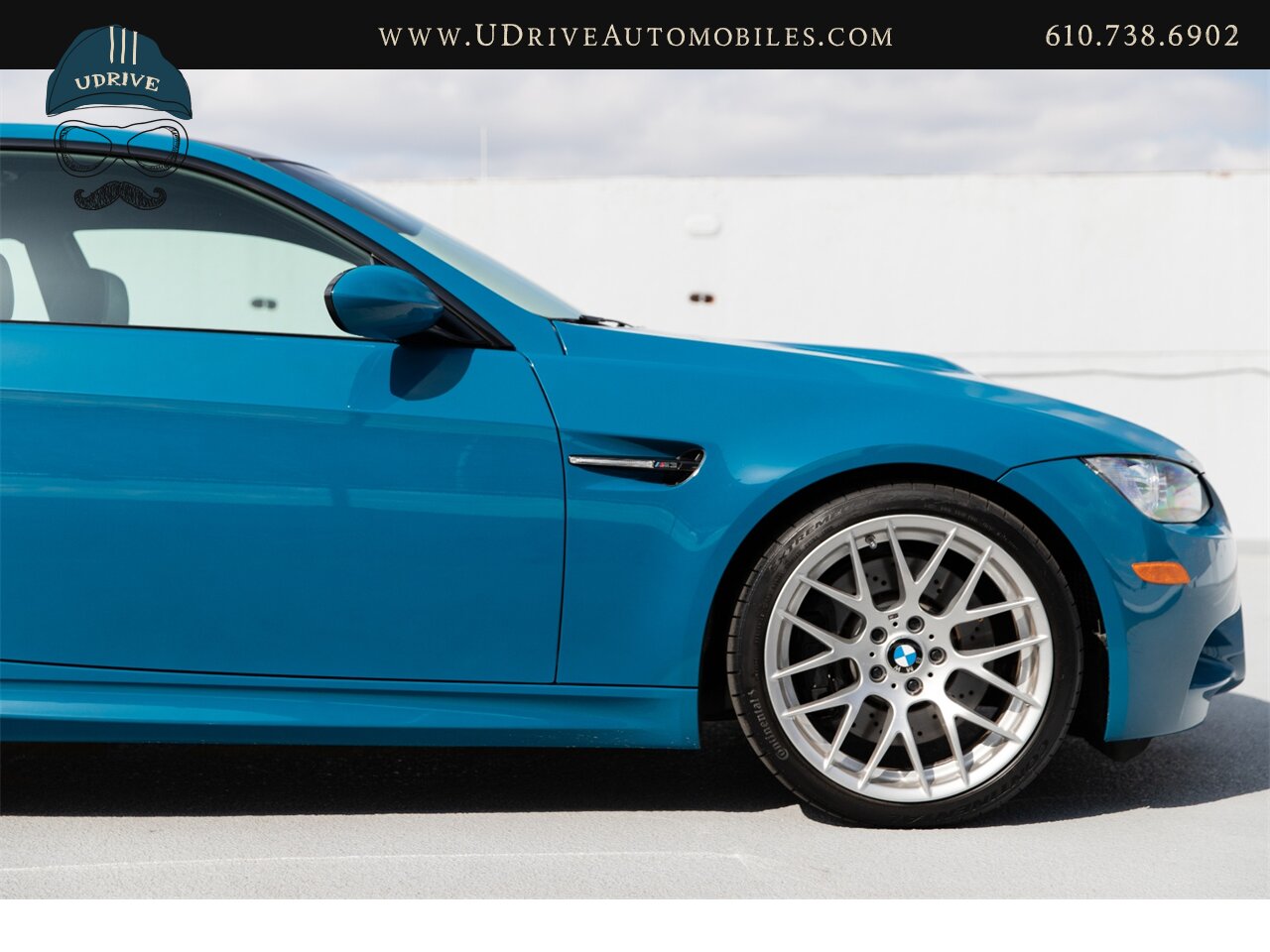 2013 BMW M3 E92 5k Miles Competition Pkg BMW Individual Colour  LagunaSeca Blue Tobago Blue Stitching 1 of 18 - Photo 15 - West Chester, PA 19382